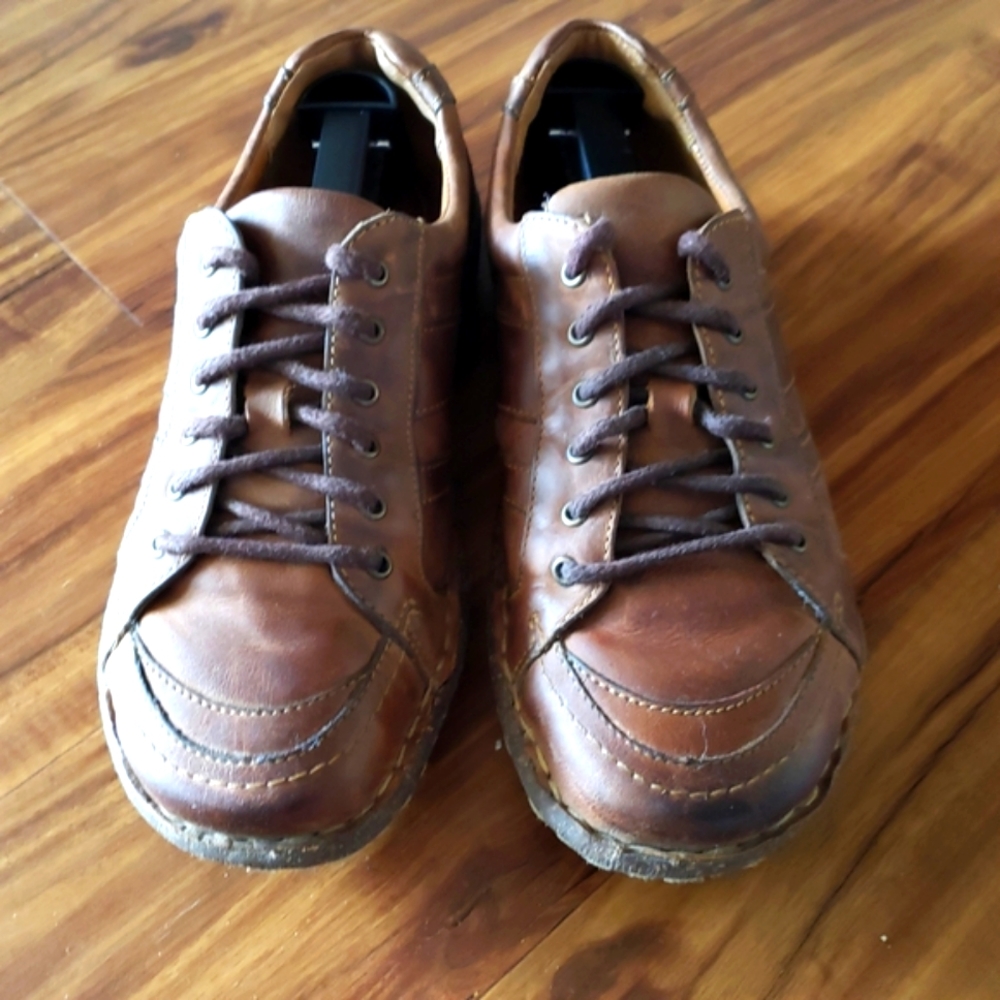 Born Worn Look Leather Women's Shoes US 8.5